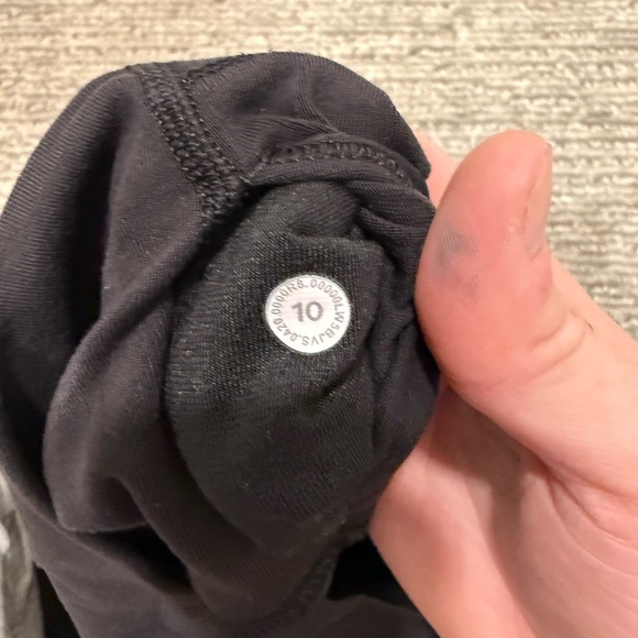 Lululemon Athletica Classic Black Leggings - Picture 4 of 4